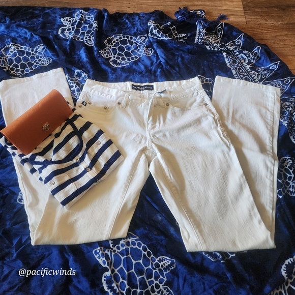 LOW RISE STRETCH WHITE STRAIGHT LEG! SIZE 3/4 (27") EXPRESS        c2 - Picture 3 of 12